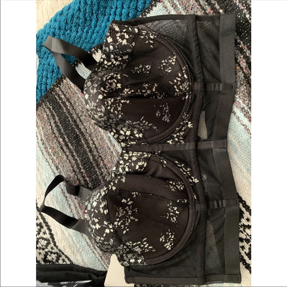 Black and silve longline bra (never worn)